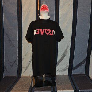 Torrid Revolt Love Lover Tee Graphic Shirt Black Heart Size 1 EUC Plus Fabulous
